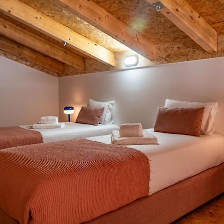 City Hall Apartments Вила Реал Екстериор снимка