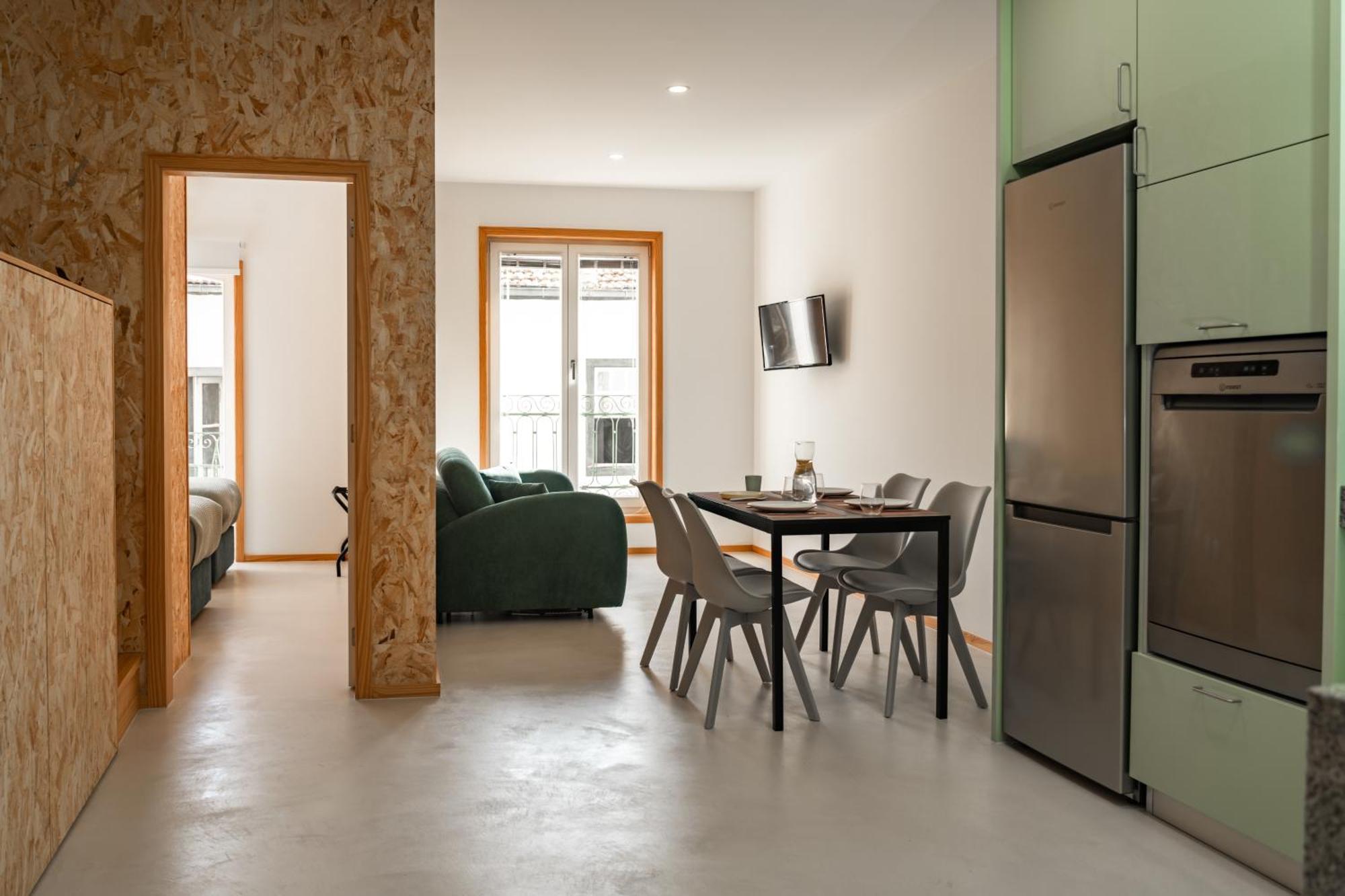 City Hall Apartments Вила Реал Екстериор снимка