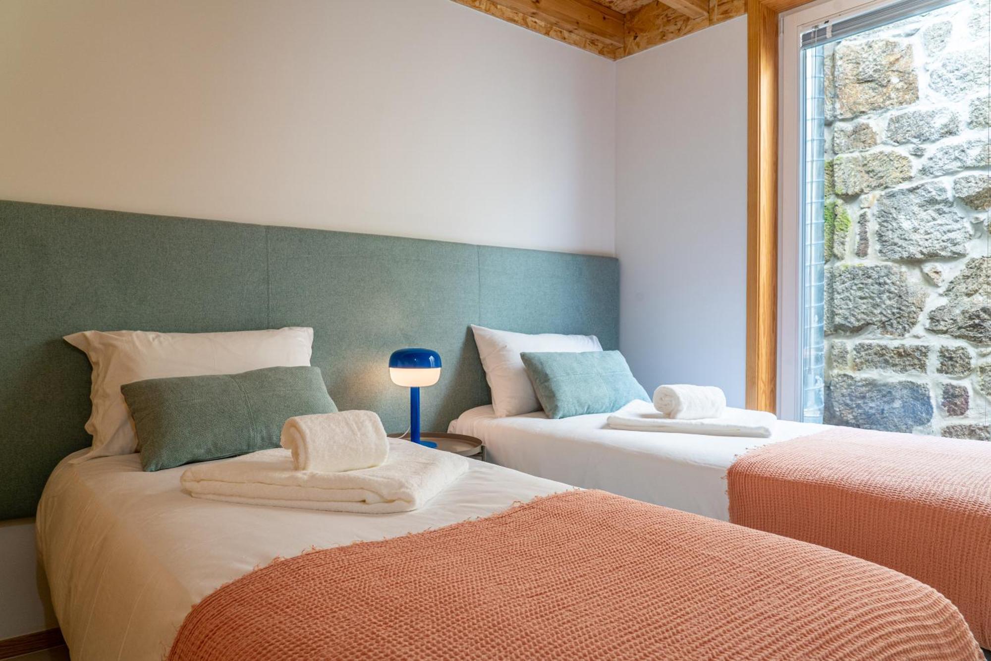 City Hall Apartments Вила Реал Екстериор снимка
