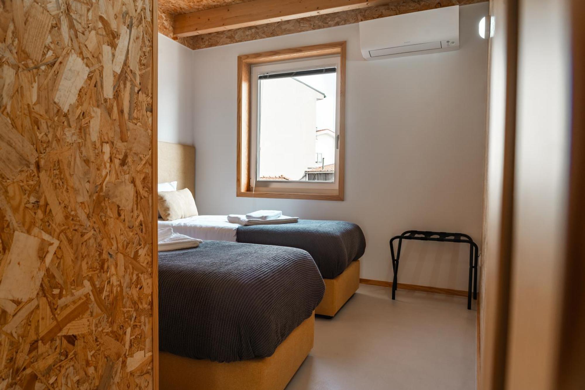 City Hall Apartments Вила Реал Екстериор снимка