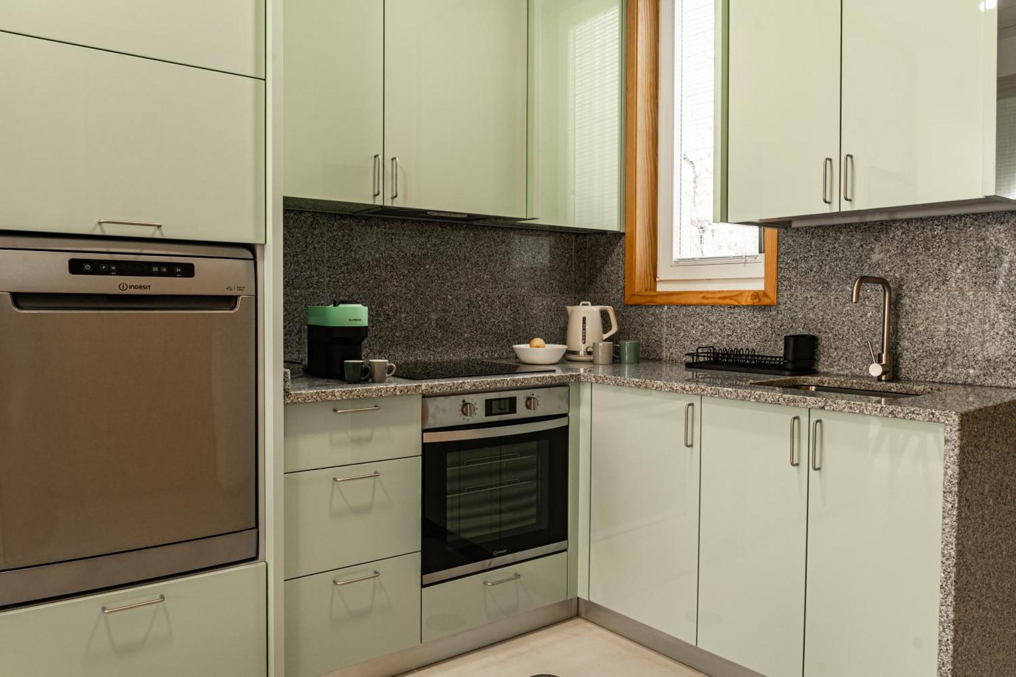 City Hall Apartments Вила Реал Екстериор снимка