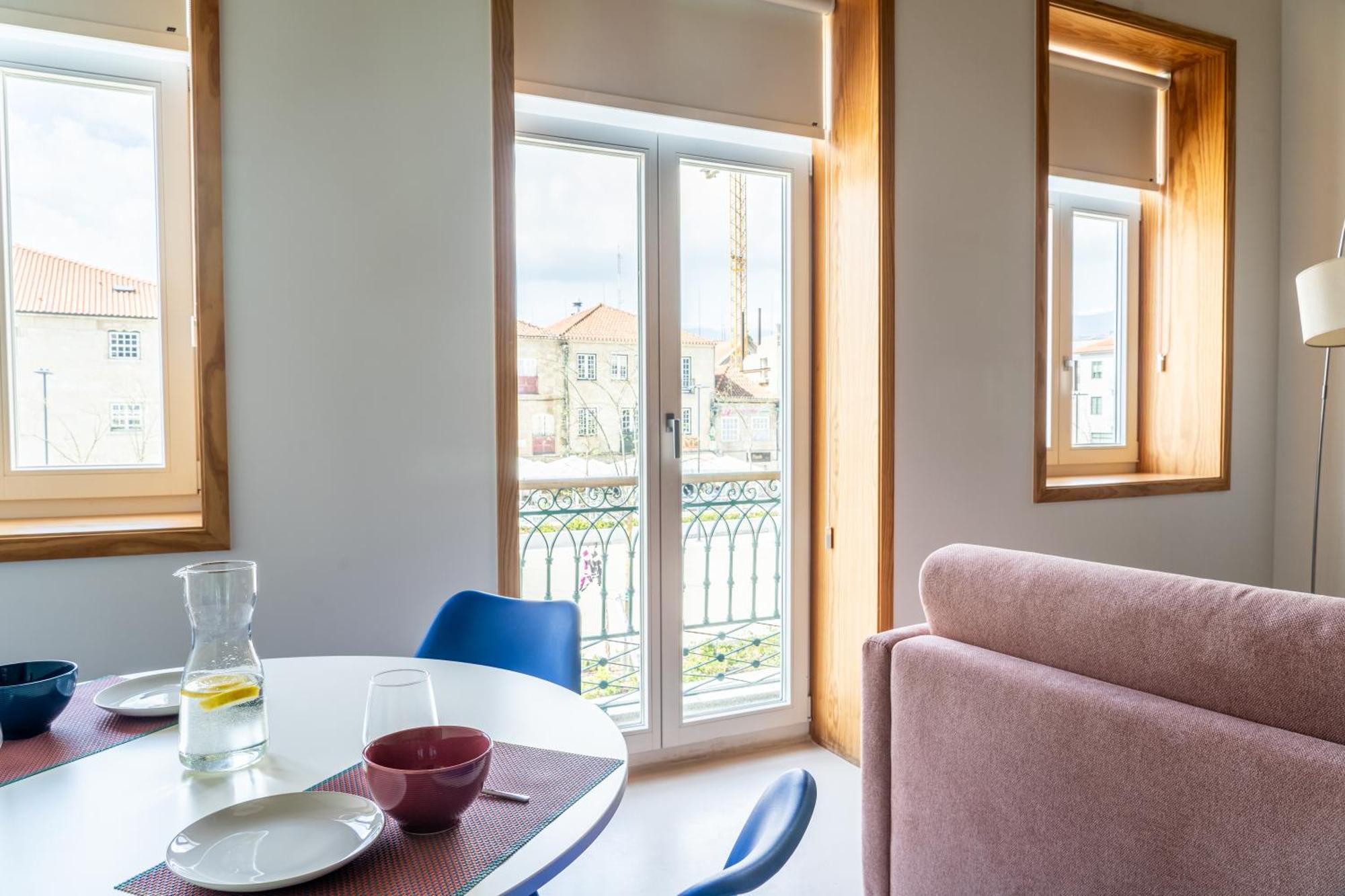City Hall Apartments Вила Реал Екстериор снимка